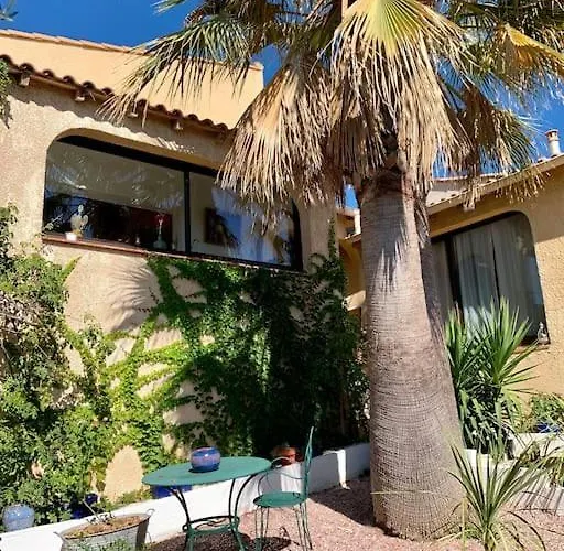 Charmante Avec Ame. *