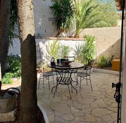 Charmante Avec Ame. Willa *