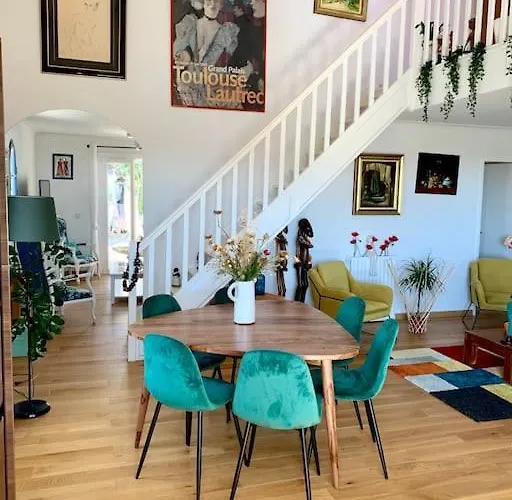 Charmante Avec Ame. Willa *