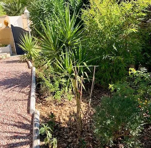 Willa Charmante Avec Ame. *