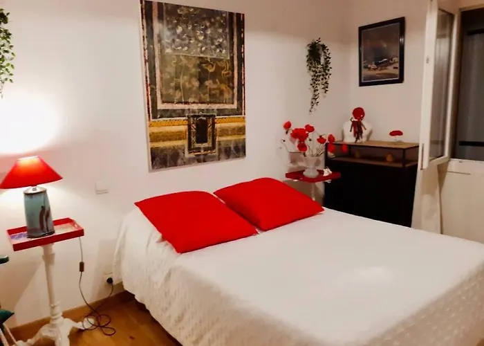 Charmante Avec Ame. *