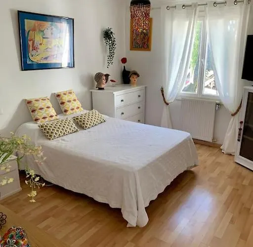 Charmante Avec Ame. * Pignan